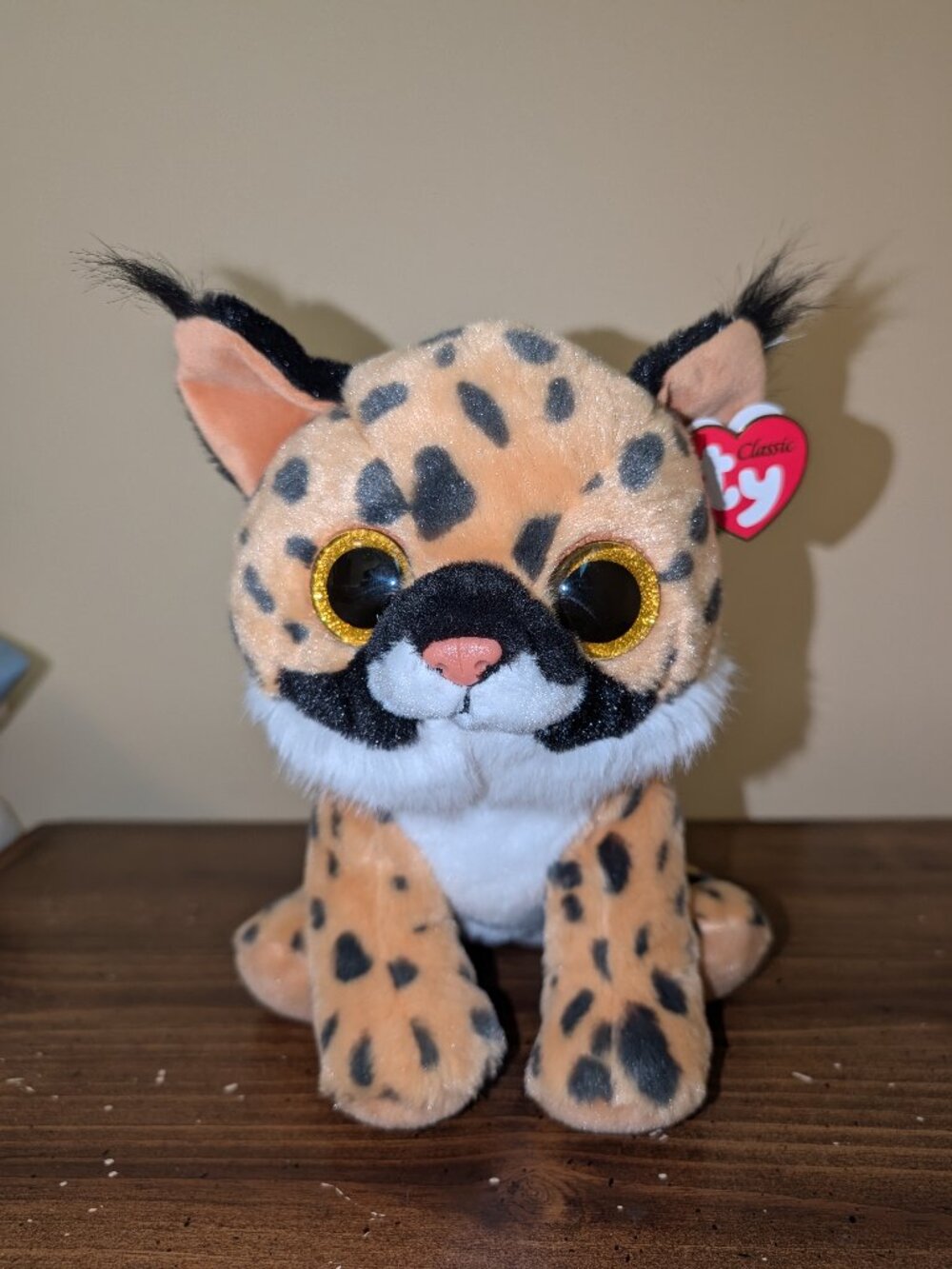 Larry the lynx beanie baby